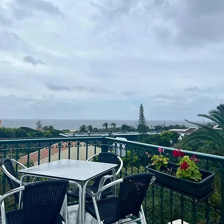 Casa Caloura Seaside Deluxe & Apartamento