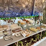 Casa Caloura Seaside Deluxe & Lagoa (Azores)