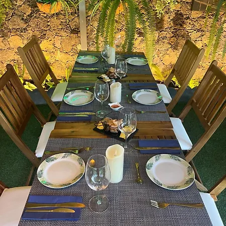 Casa Caloura Seaside Deluxe & Apartment Lagoa (Azores)