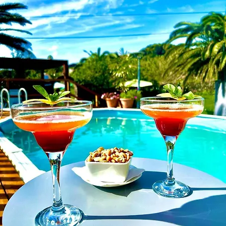 Casa Caloura Seaside Deluxe & Lagoa (Azores)