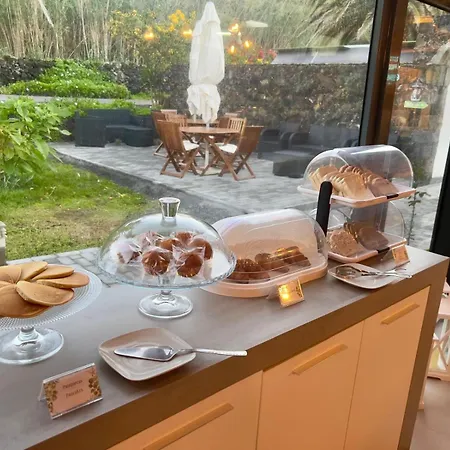 Casa Caloura Seaside Deluxe & *