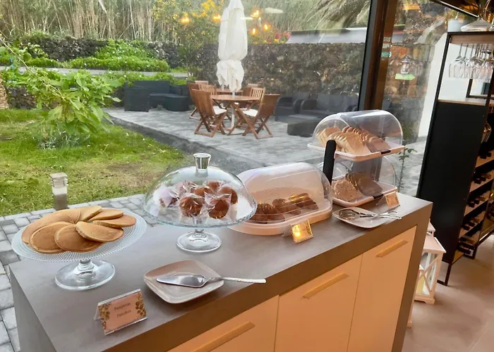 Casa Caloura Seaside Deluxe & *