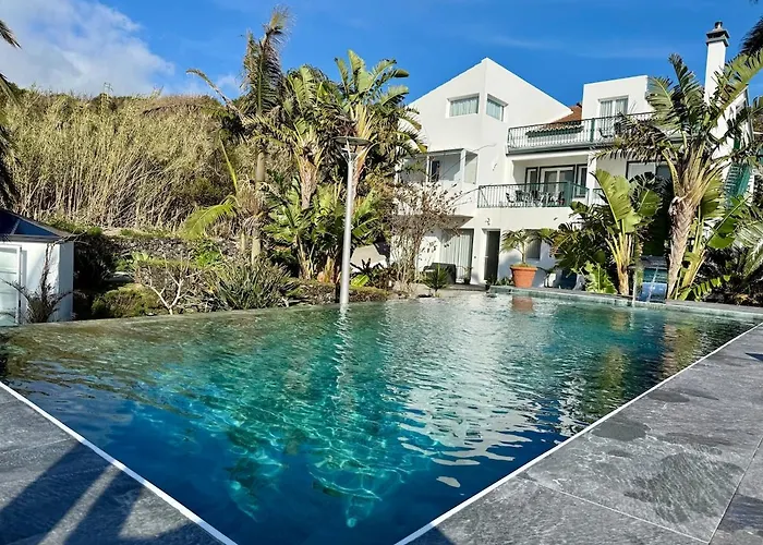 Casa Caloura Seaside Deluxe & Appartement Lagoa (Azores)