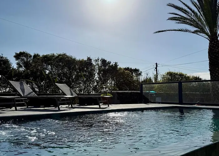 Casa Caloura Seaside Deluxe & Apartment Lagoa (Azores)