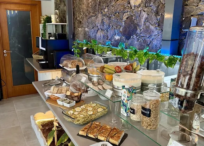 Casa Caloura Seaside Deluxe &