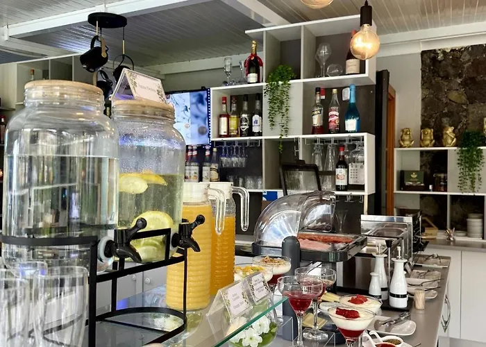 Casa Caloura Seaside Deluxe & Appartement Lagoa (Azores)